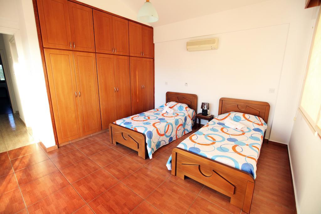 Villa Elina Paphos Room photo