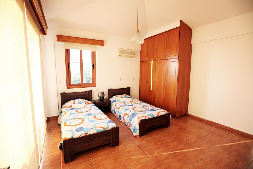 Villa Elina Paphos Room photo