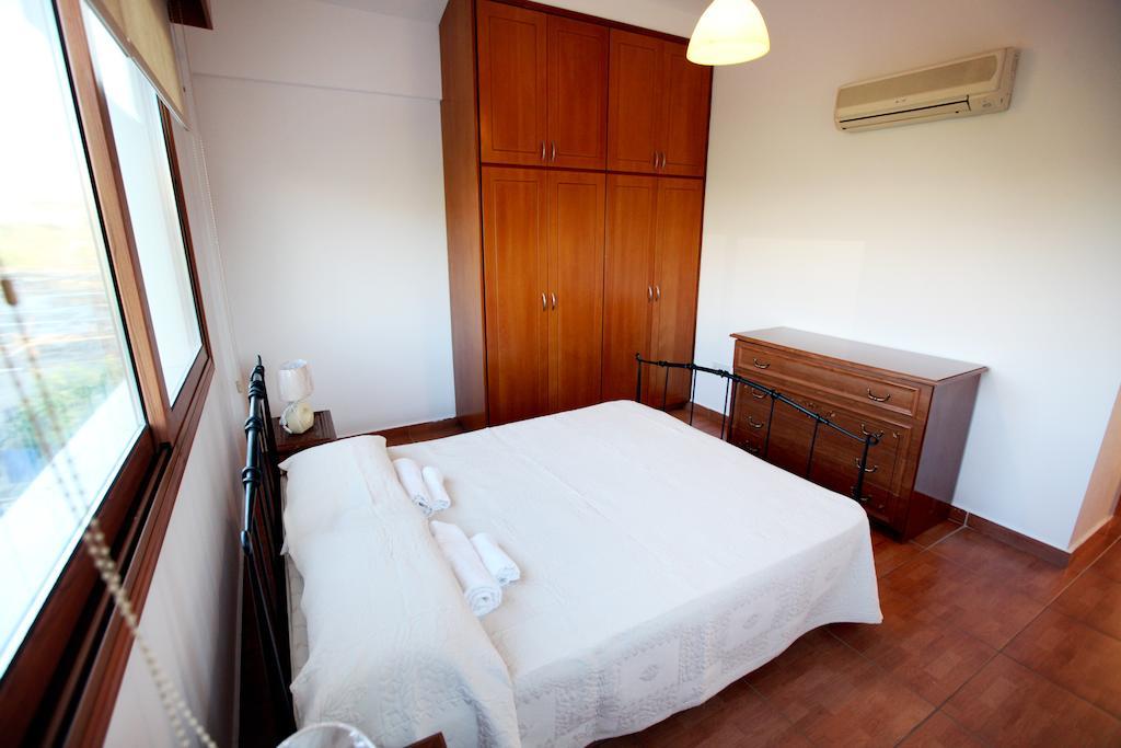 Villa Elina Paphos Room photo