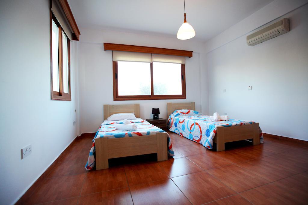 Villa Elina Paphos Room photo